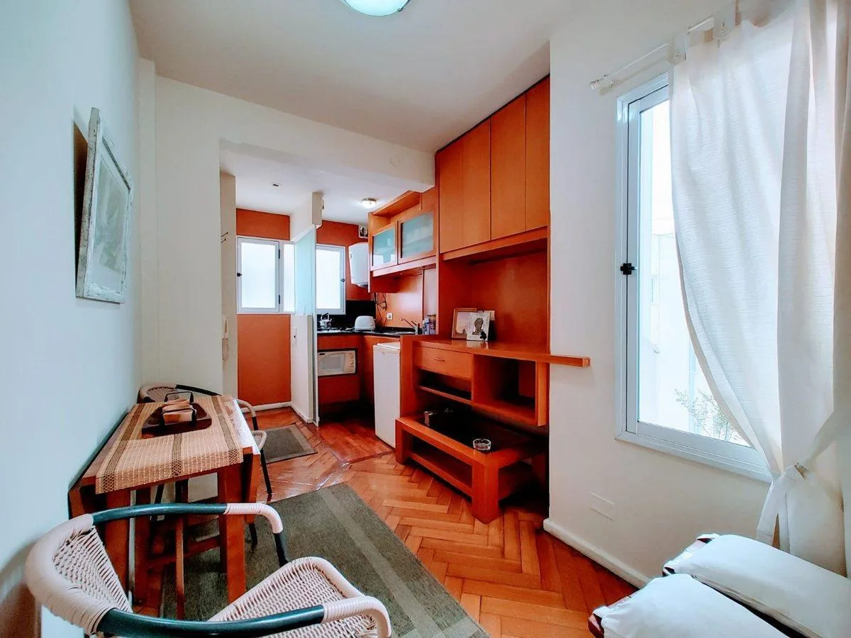 Departamento 2 ambientes con balcón