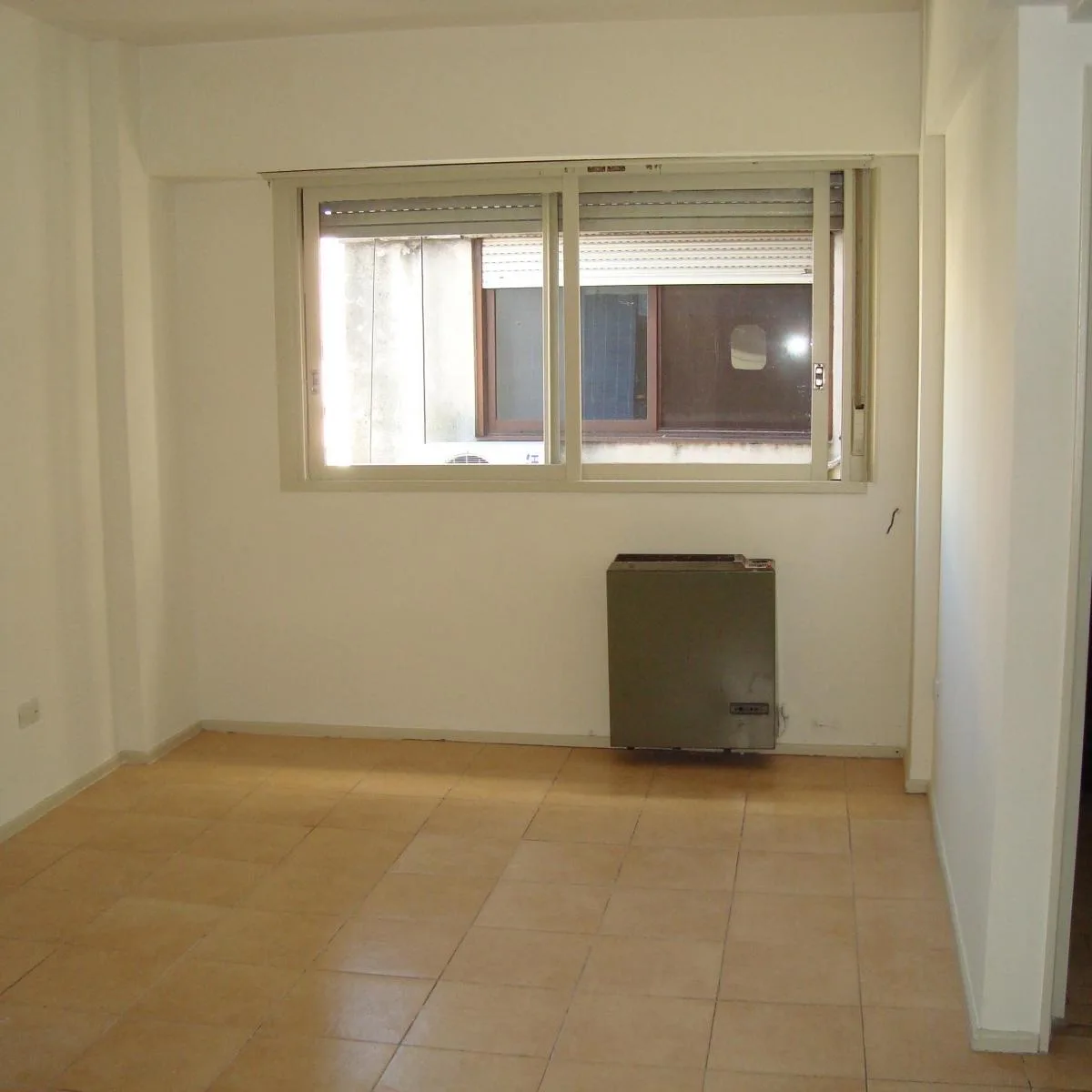 Departamento monoambiente con cocina separada en Buenos Aires