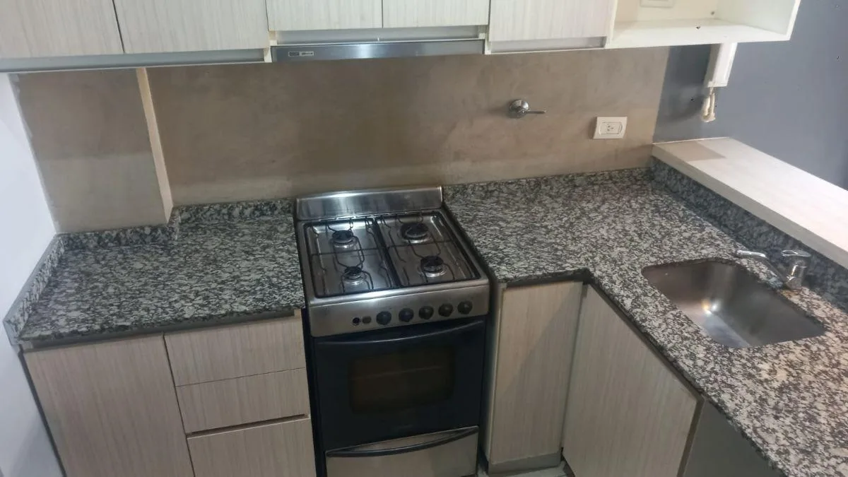 2 ambientes con dos balcones