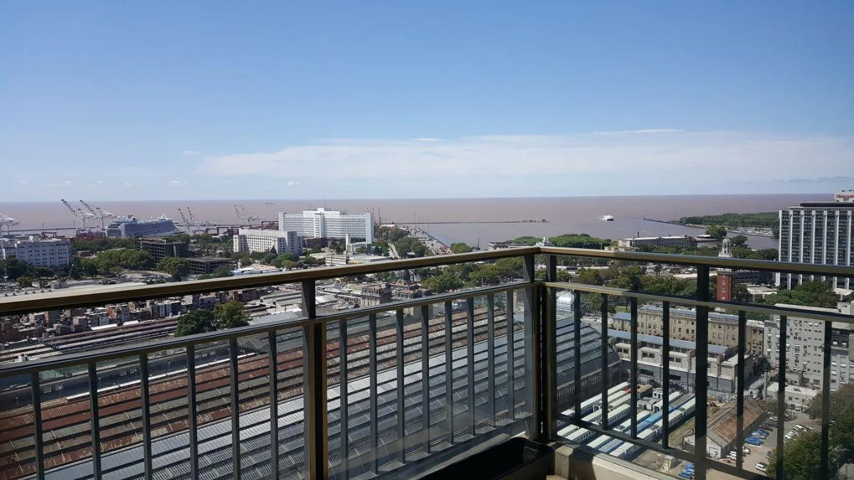 Duplex penthouse con vista al río