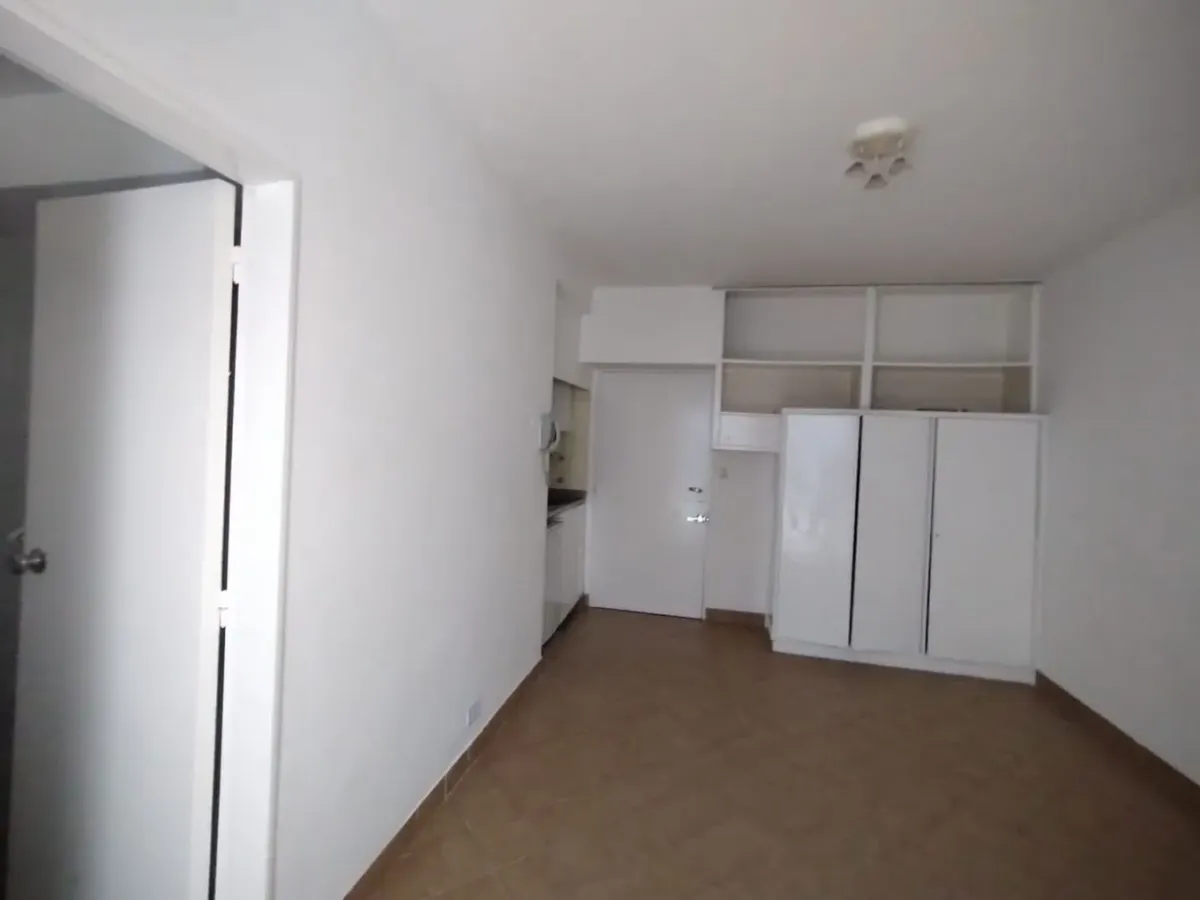 Studio apartment in Retiro