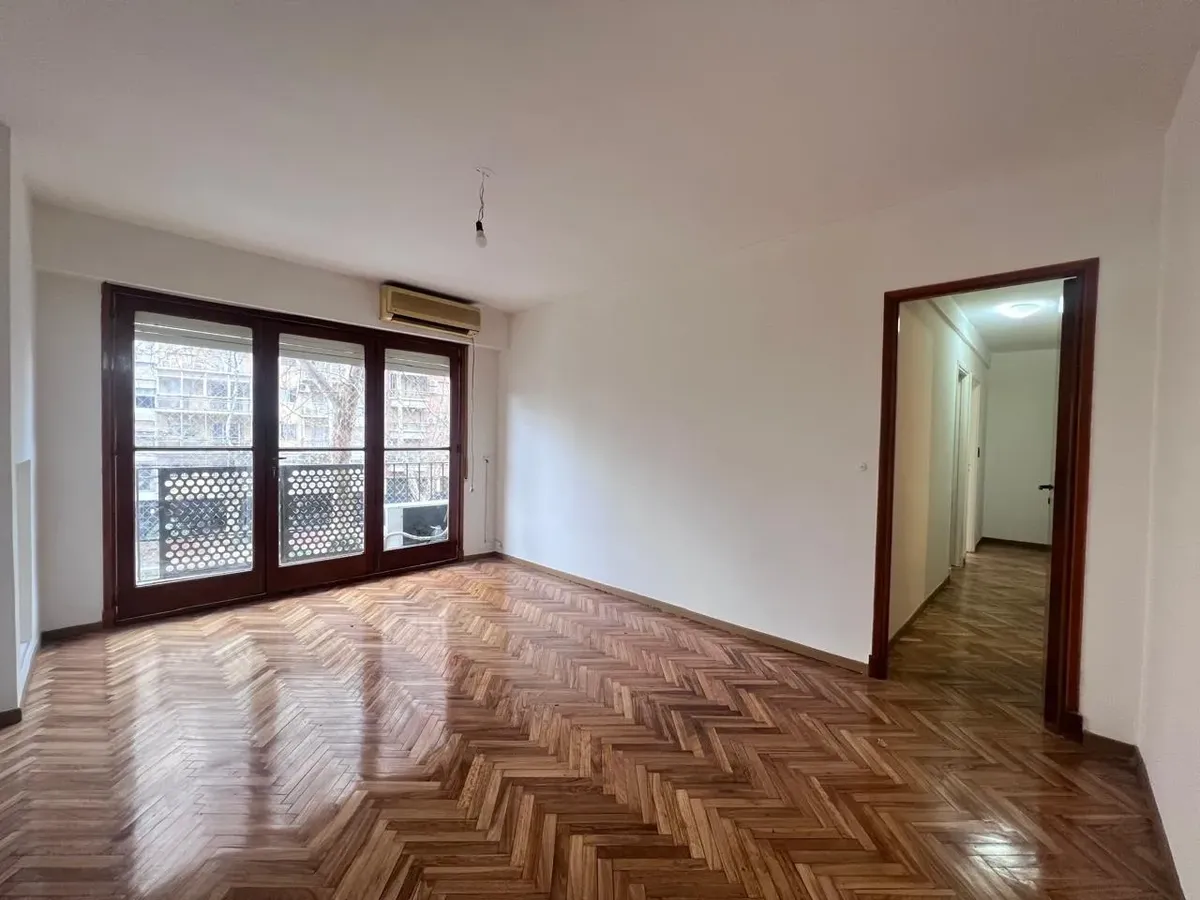 2° piso al frente, vista parque