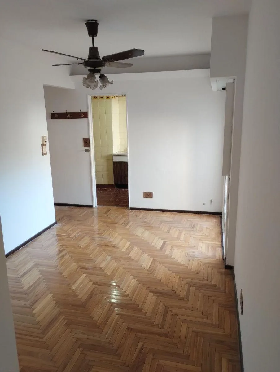 Departamento 2 ambientes con ascensor