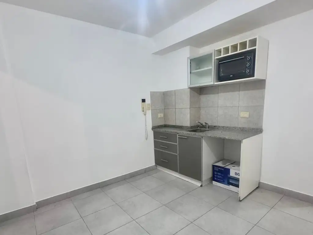 Apartment with balcony and SUM
