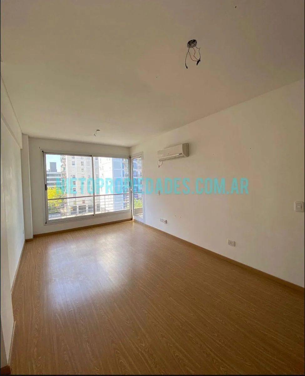 3-room apartment with balcony