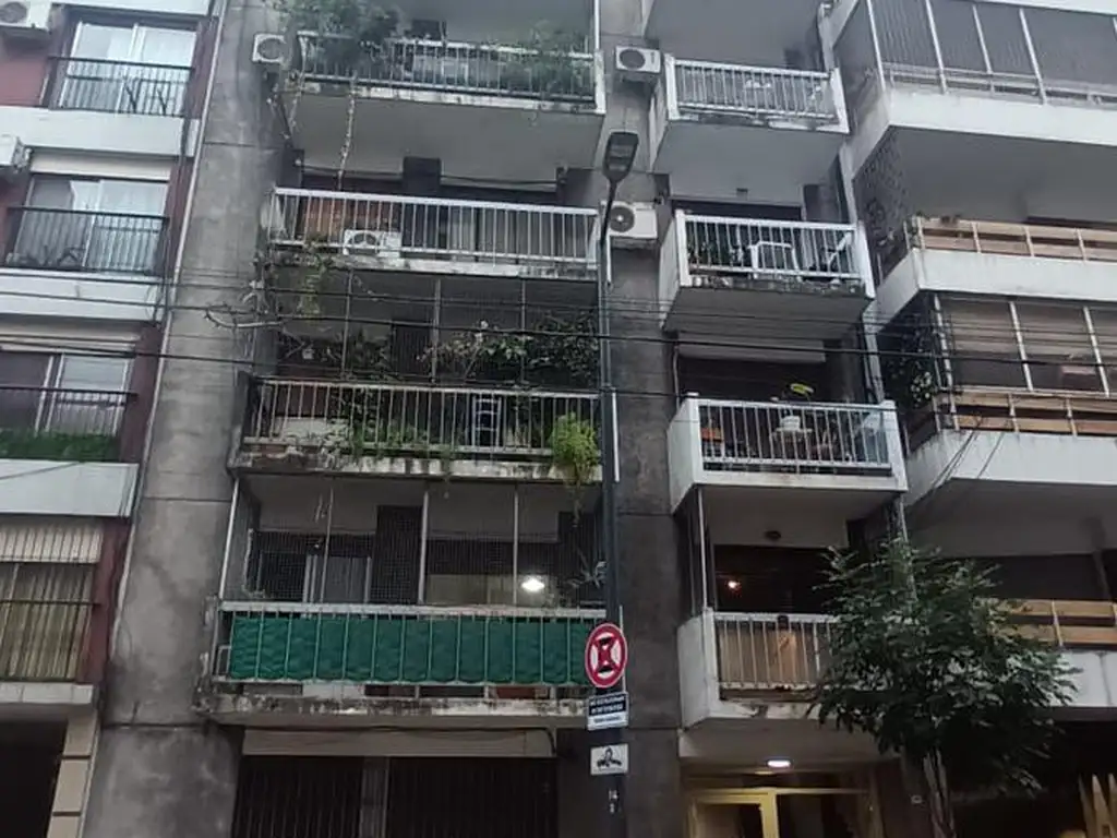 Departamento amoblado con patio