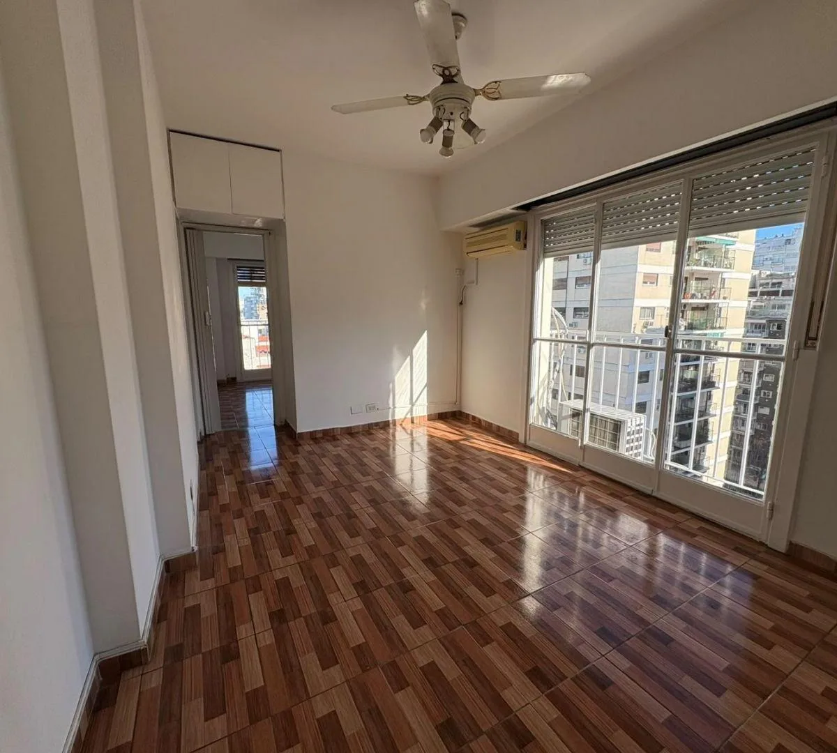 Departamento en Belgrano con doble balcón