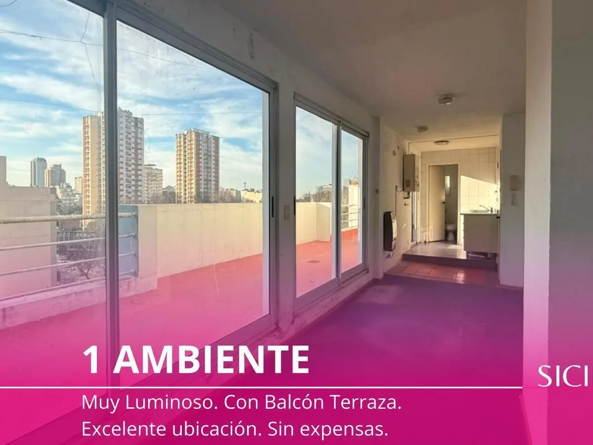 1 ambiente con balcón terraza
