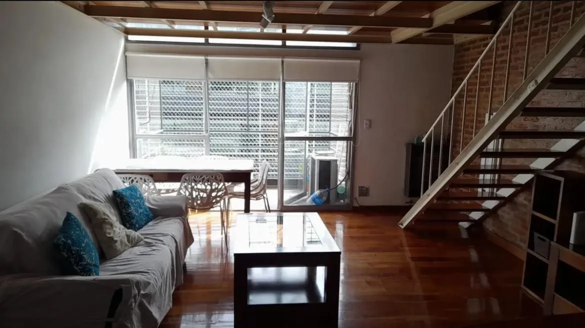 Loft amoblado en dos plantas