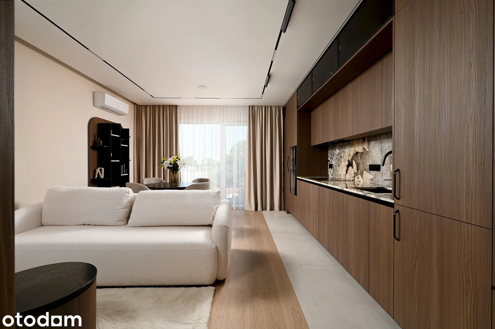 Nowy apartament z balkonem