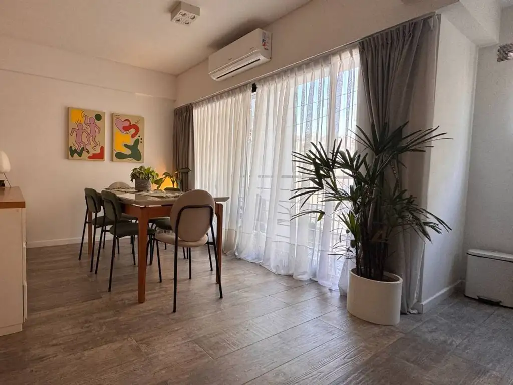 Departamento con balcón en Villa Crespo