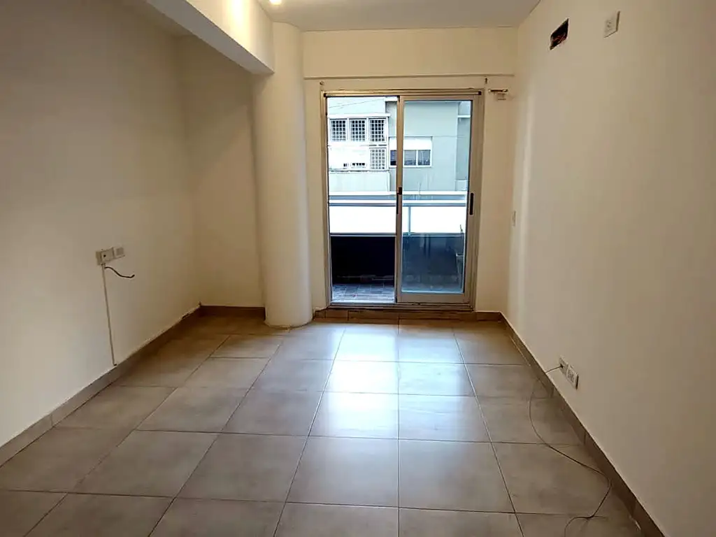 Departamento con balcón en Villa Crespo