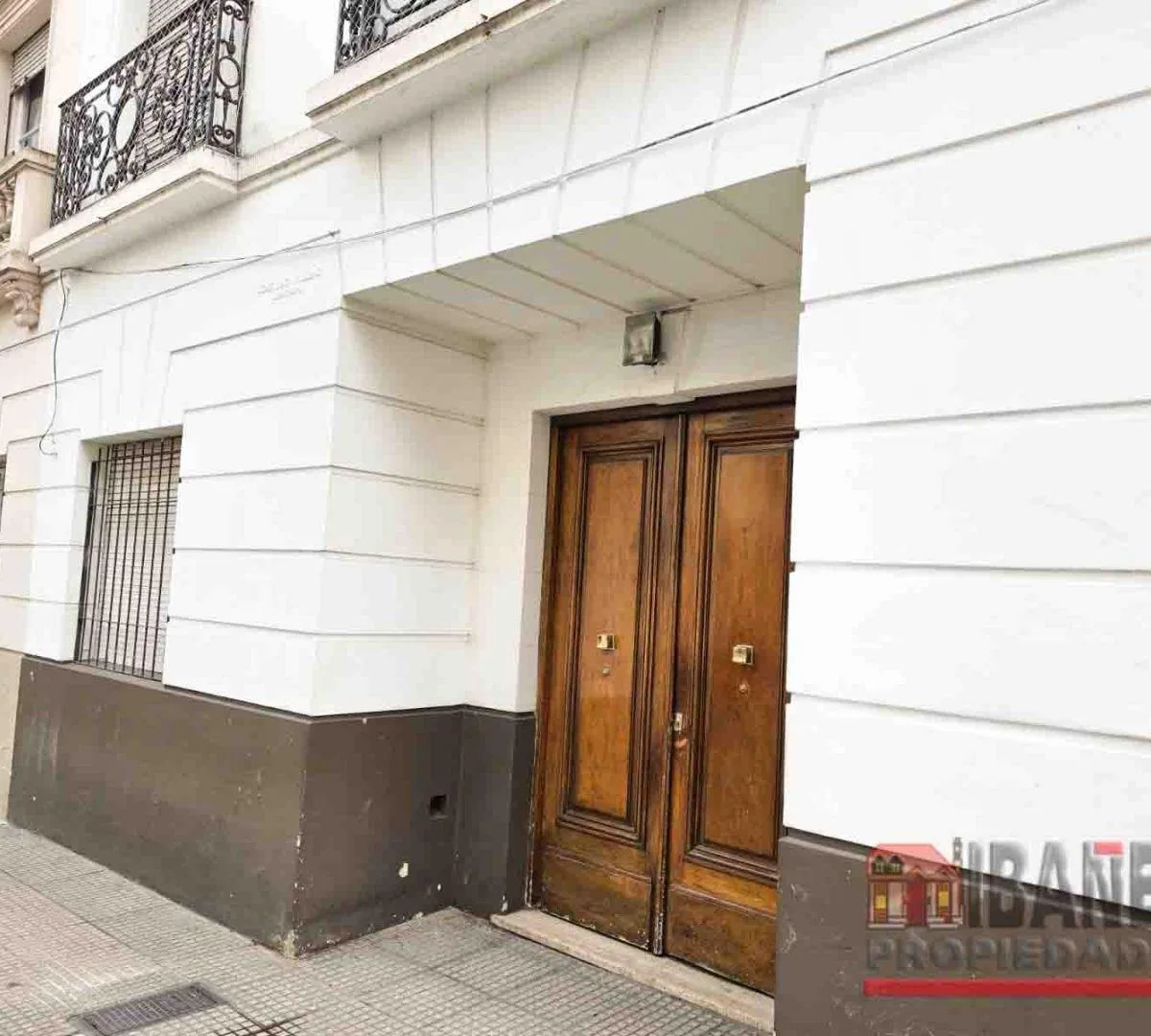 Departamento con patio en Belgrano