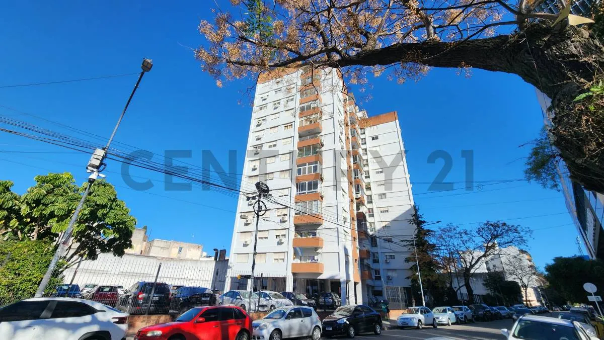 4-room apartment with balcony