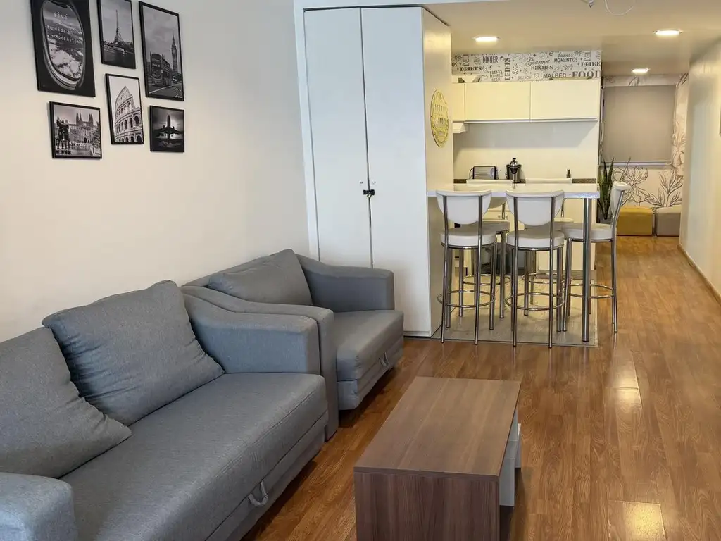 Studio with balcony and parking