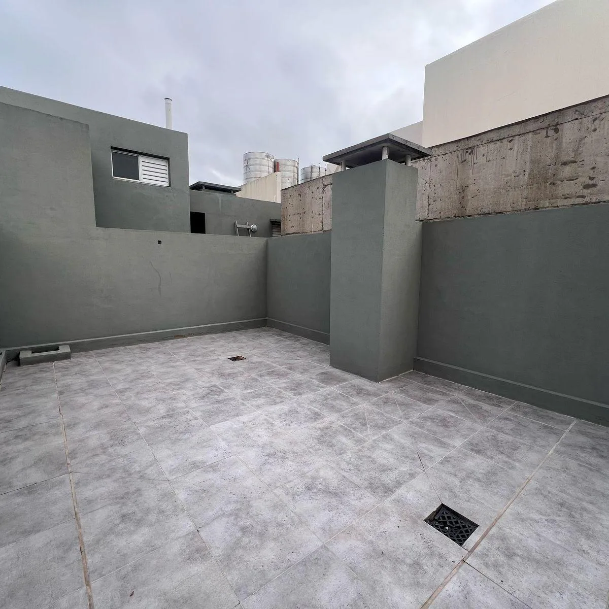 1 quarto com terraço privativo
