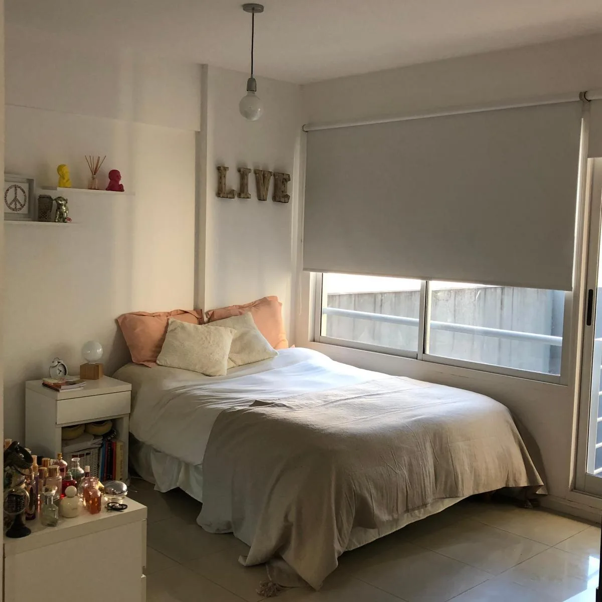 Monoambiente con balcón y pileta