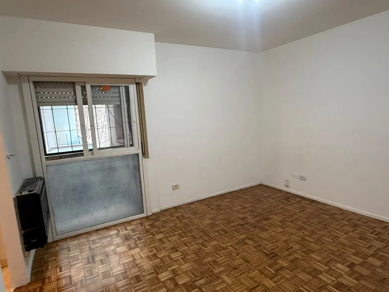 Monoambiente con cocina completa