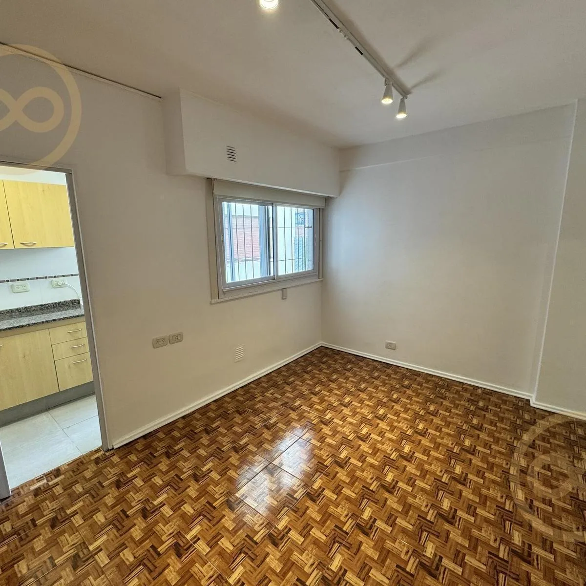 Imóvel: 1 quarto, Villa Crespo