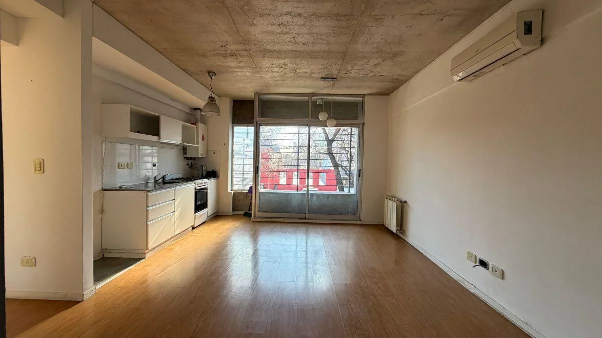 2 ambientes con patio