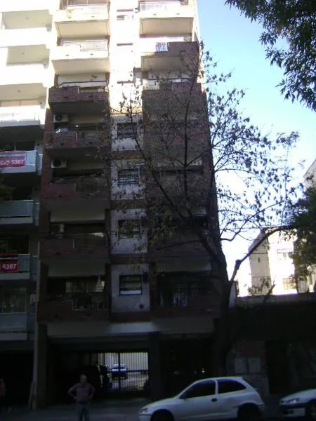 Studio with front balcony