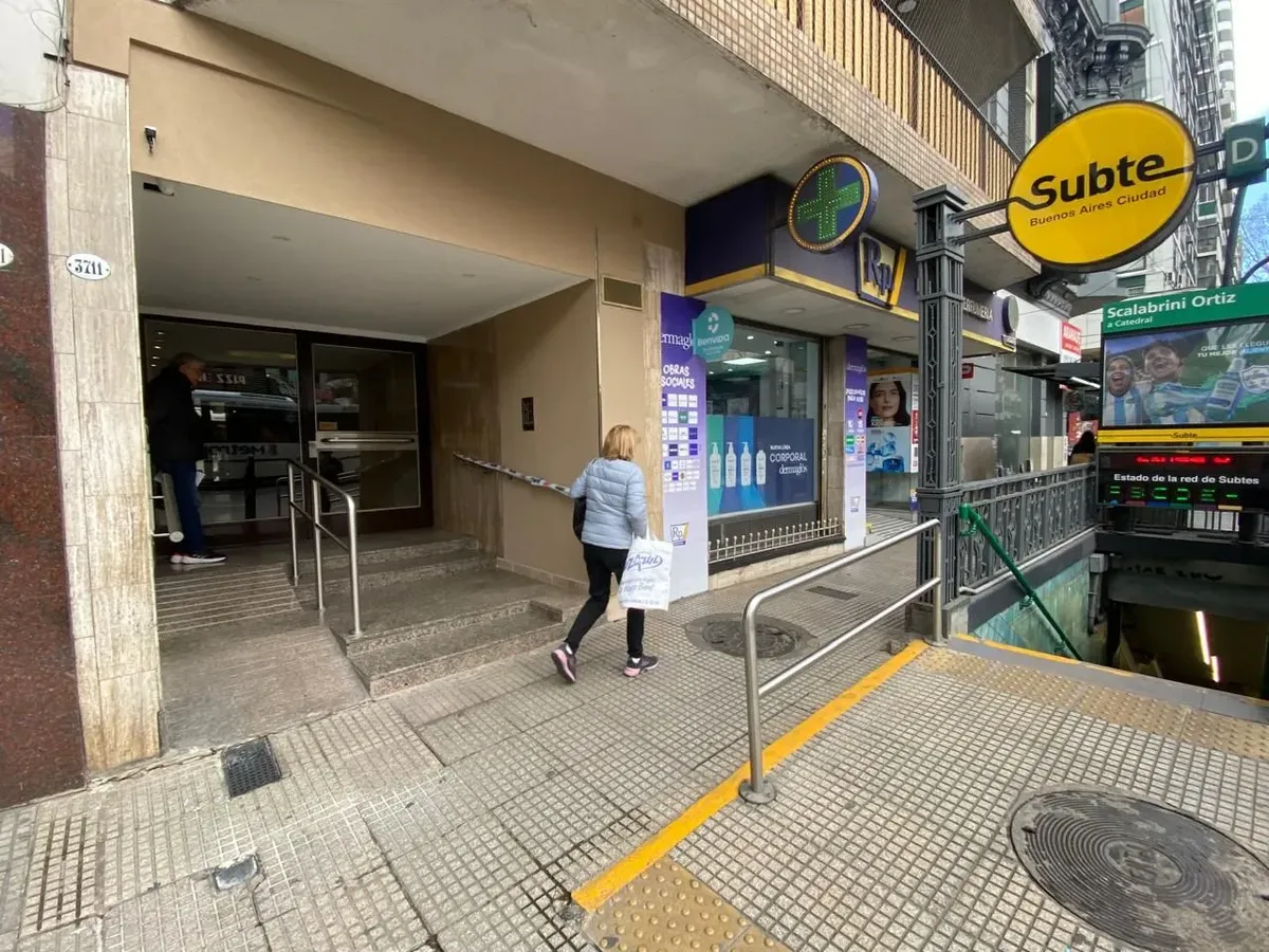 Monoambiente con balcón