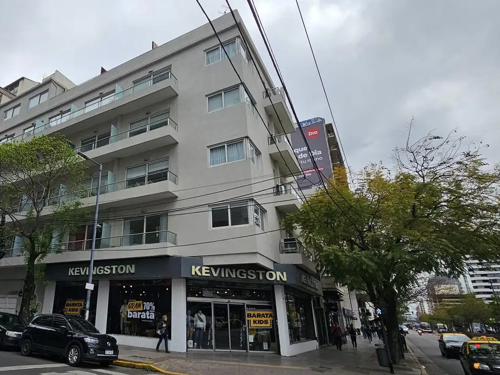Monoambiente al frente en Nuñez