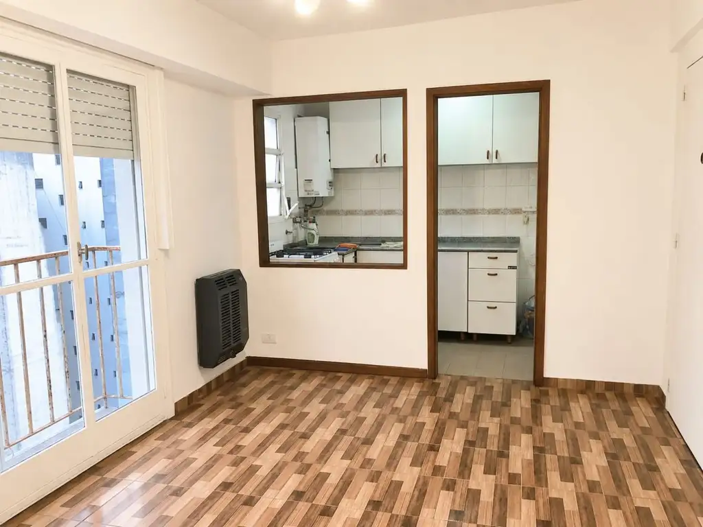 Departamento en Belgrano con doble balcón