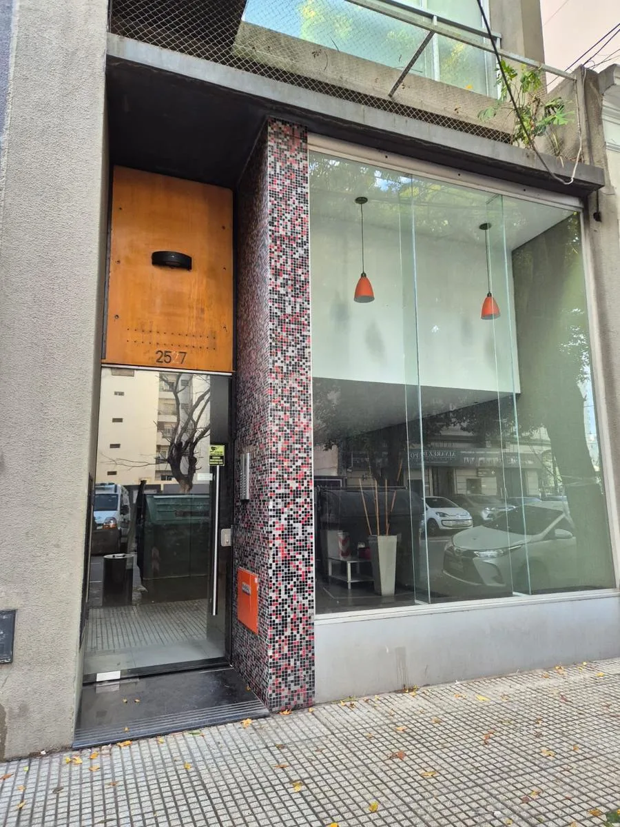 Departamento con balcón en Villa Urquiza