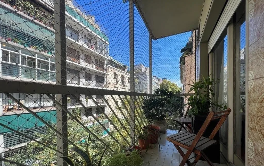 4-room apartment with balcony in Palermo