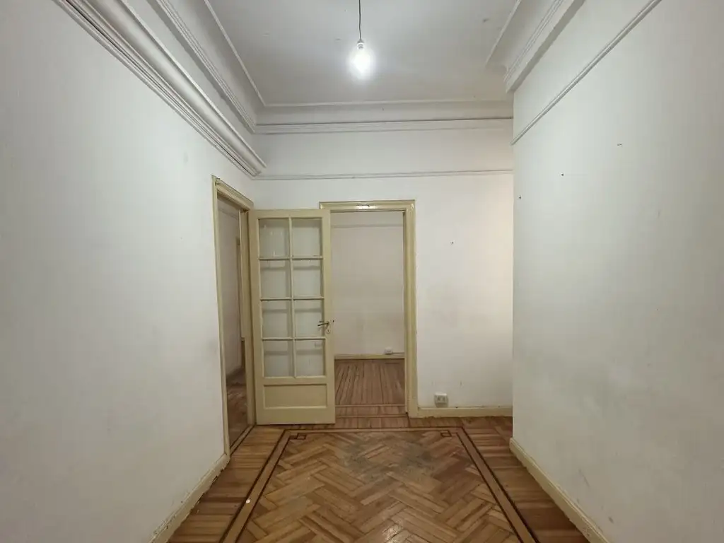 3 ambientes con patio y dependencia