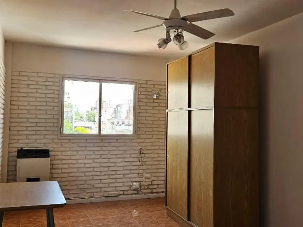 Estudio en Caballito con cocina a gas