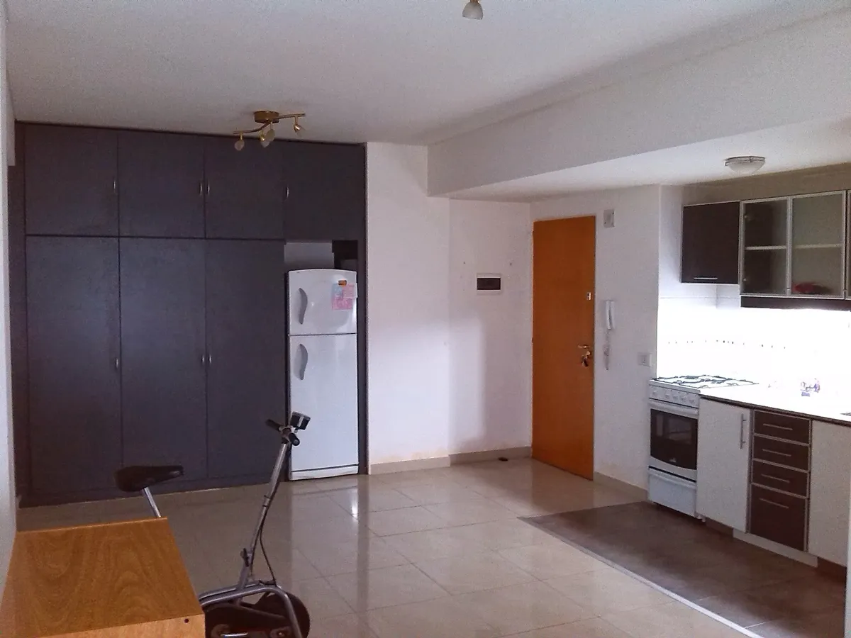 Monoambiente amoblado con terraza