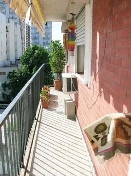 2 bedrooms with balcony and garden, Coghlan