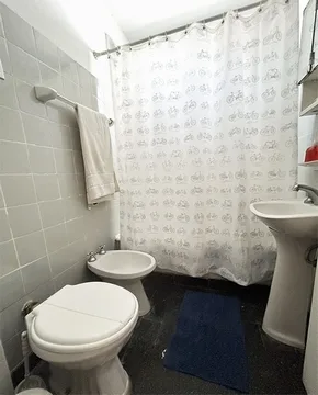 2 bedrooms with balcony and garden, Coghlan