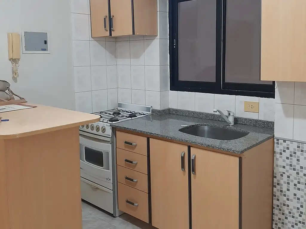2 ambientes con cocina comedor