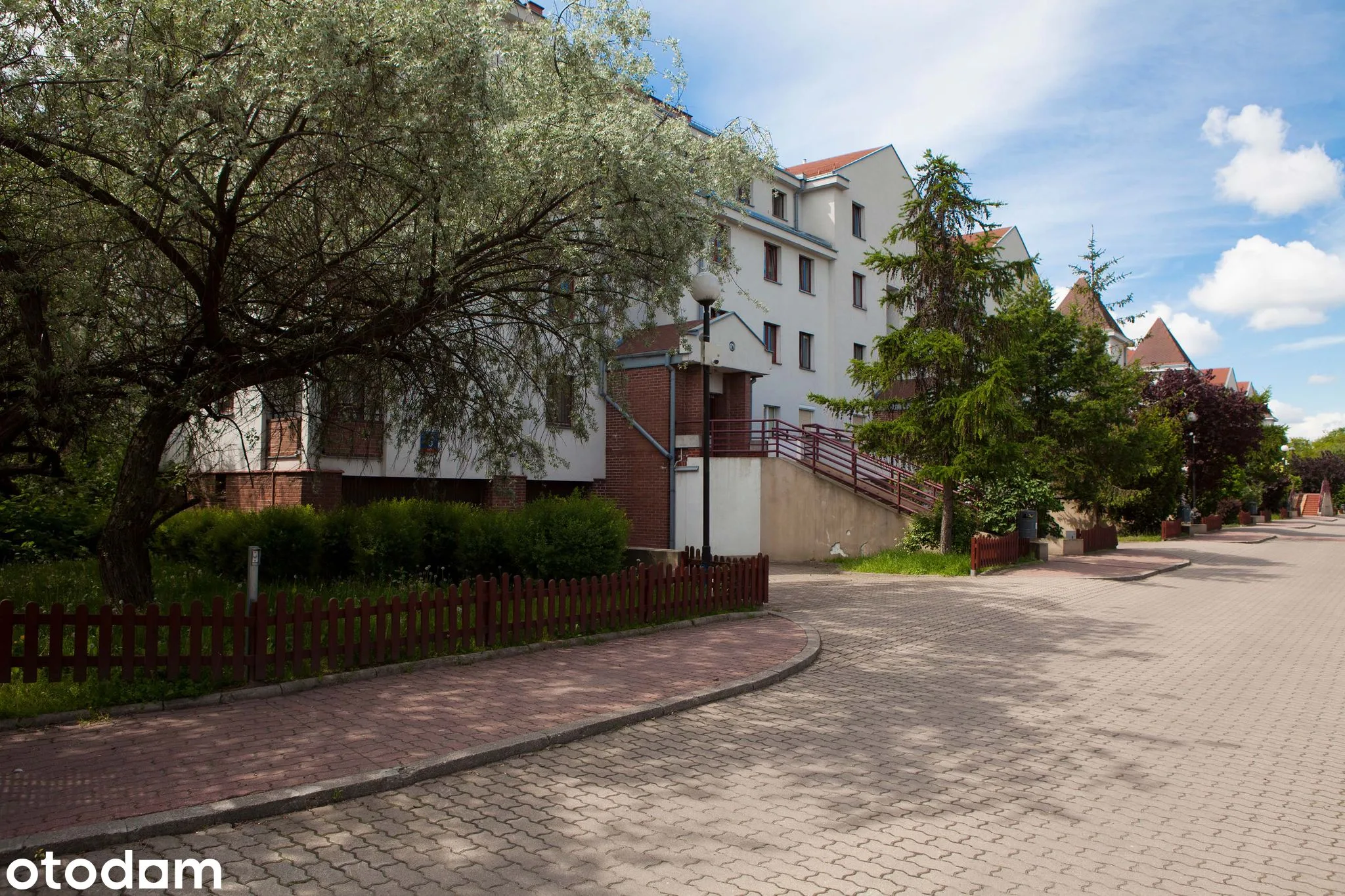Снаружи