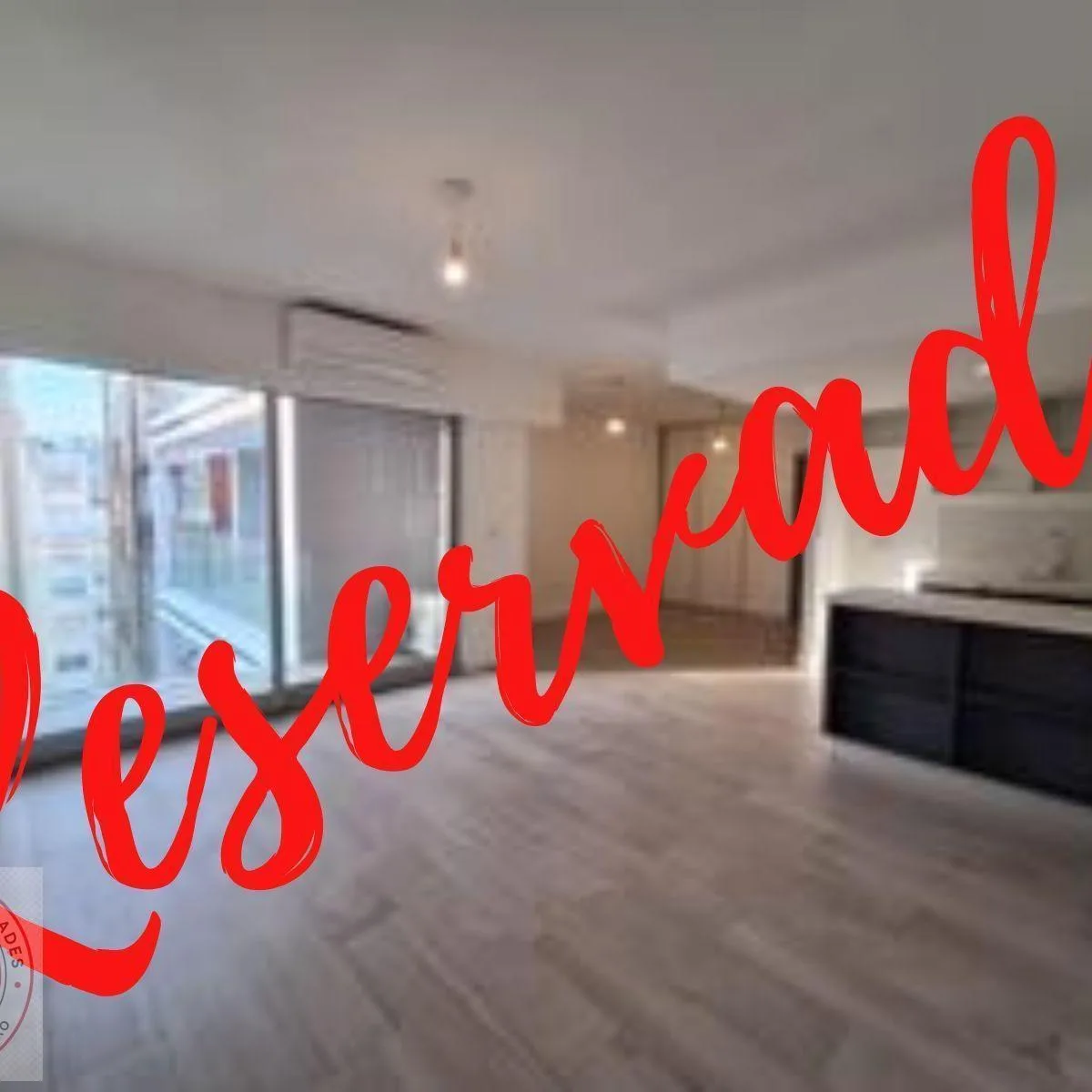 Departamento con balcón y amenities