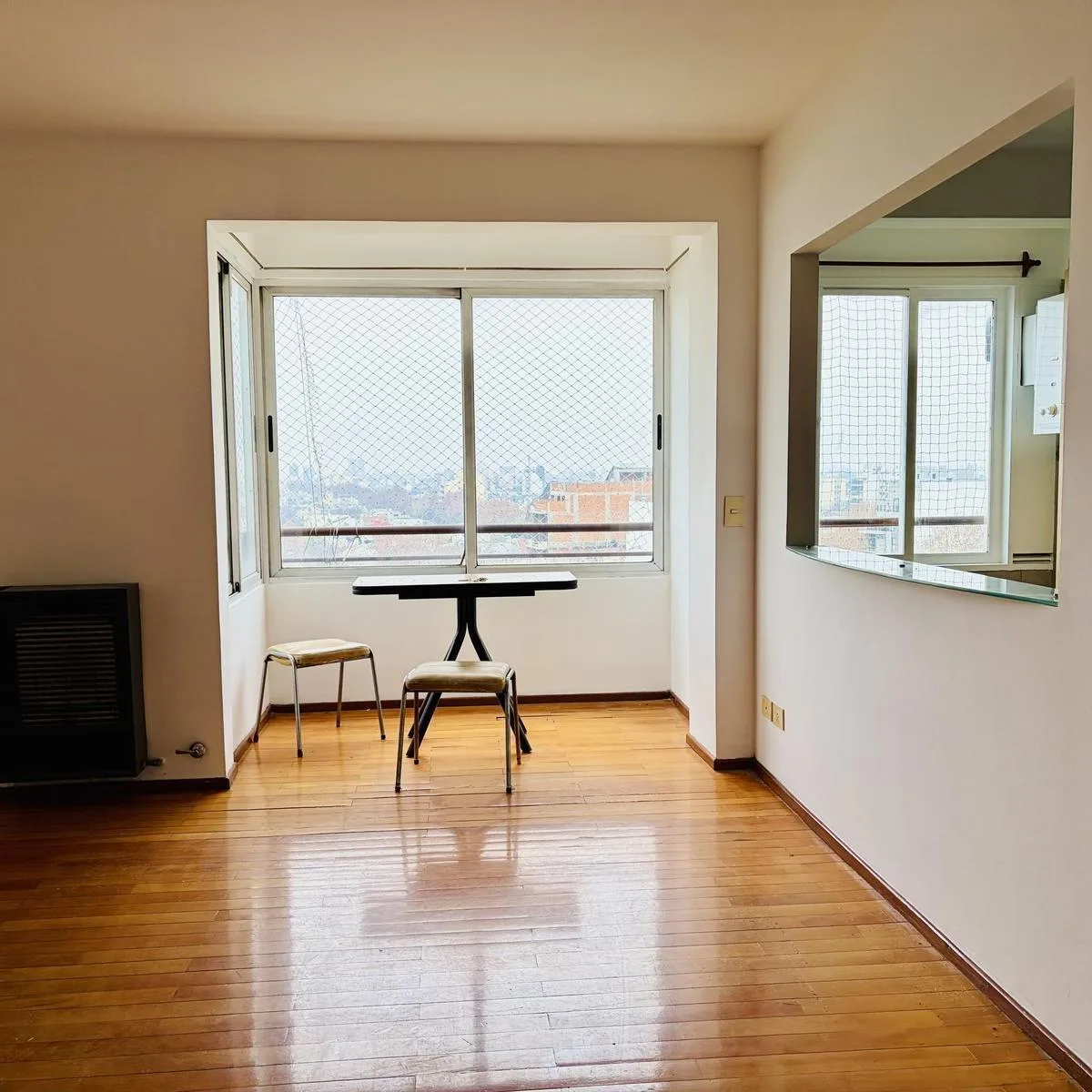 2 quartos com garagem e porteiro, Villa Devoto