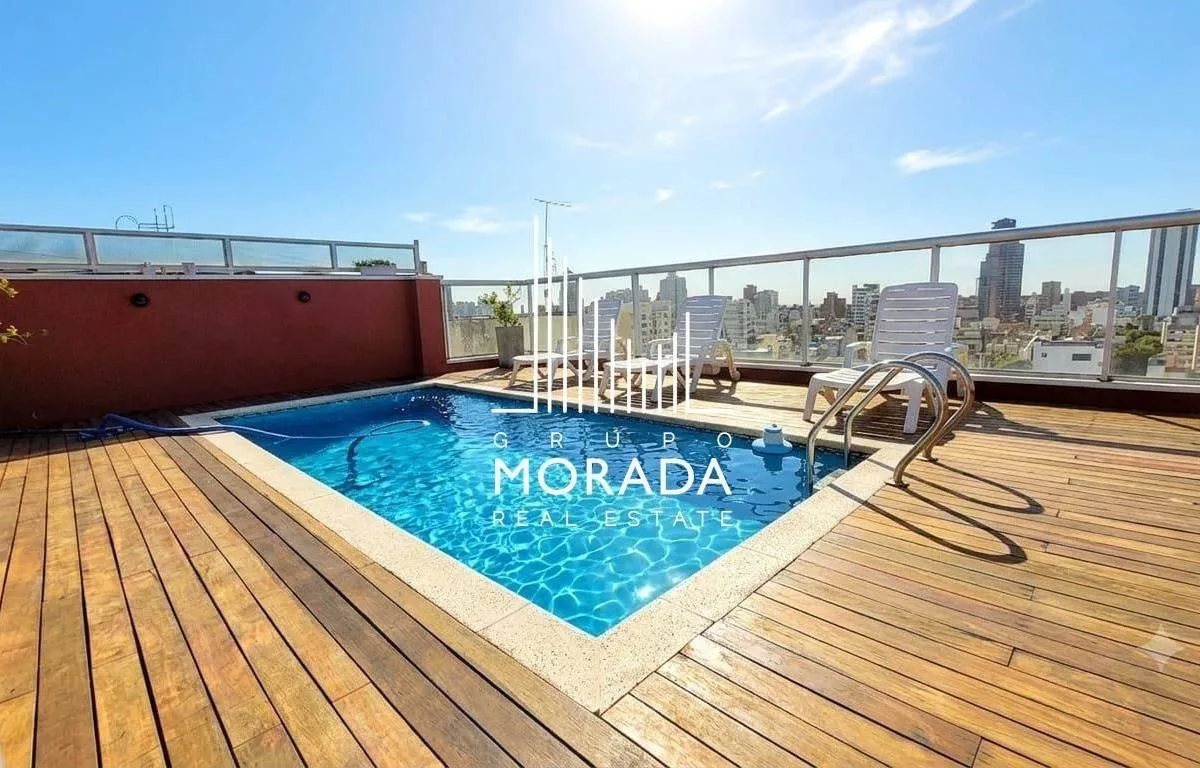 Studio with balcony and pool