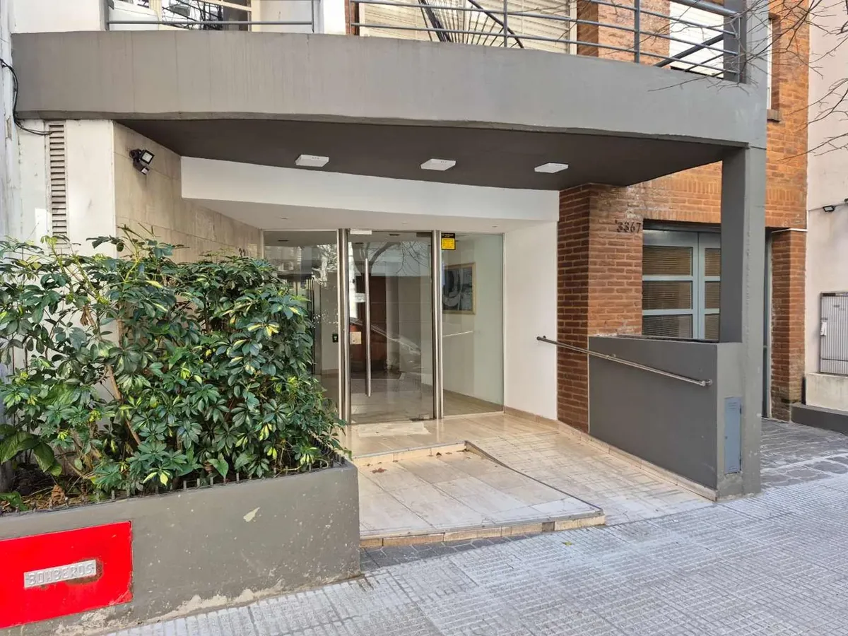 Monoambiente con balcón en Belgrano