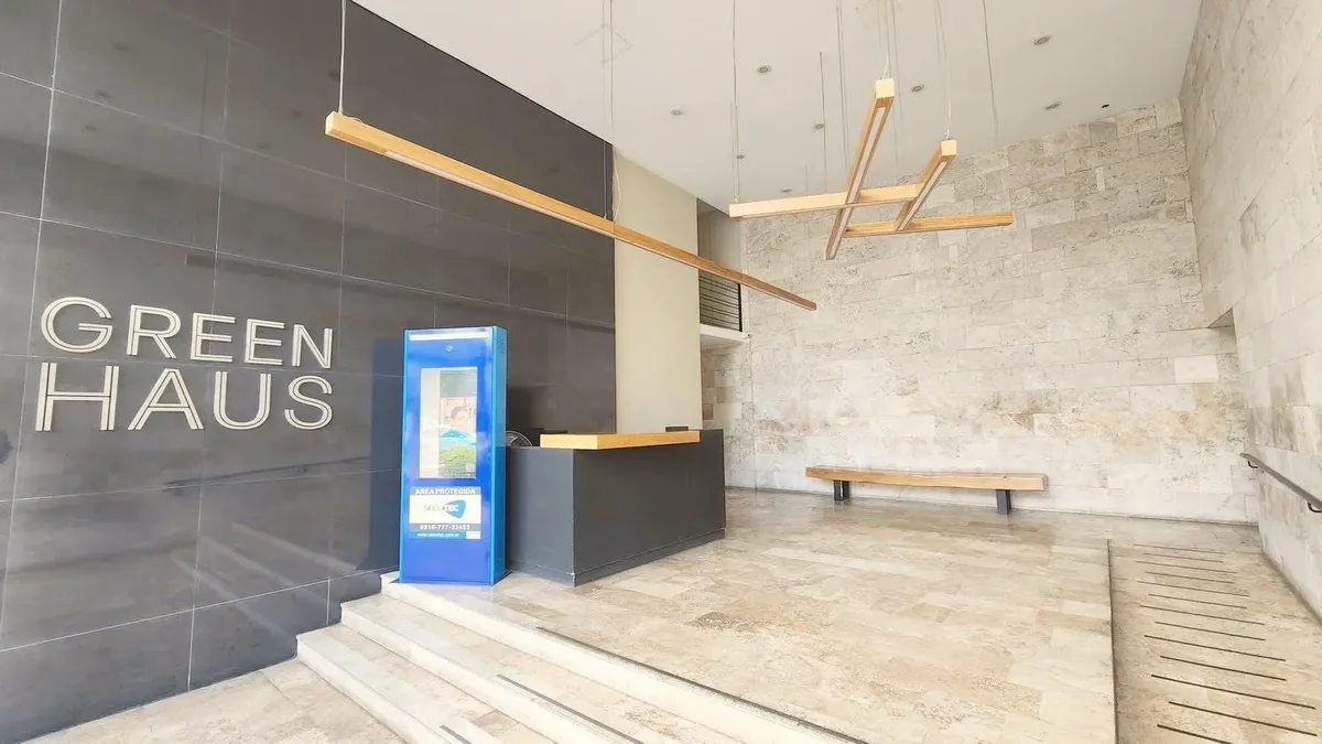 3er piso con balcón