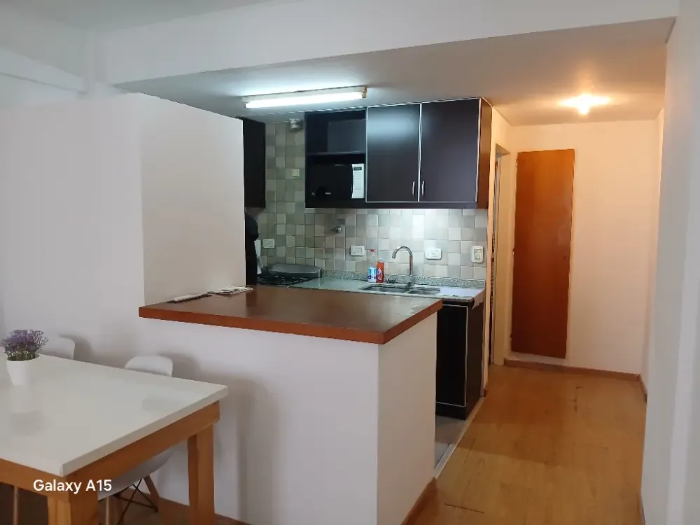 Departamento con balcón en Caballito