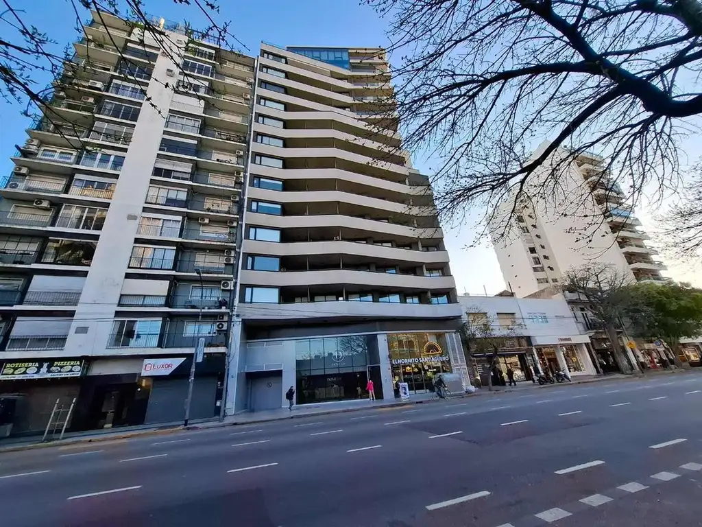 Departamento con balcón en Palermo