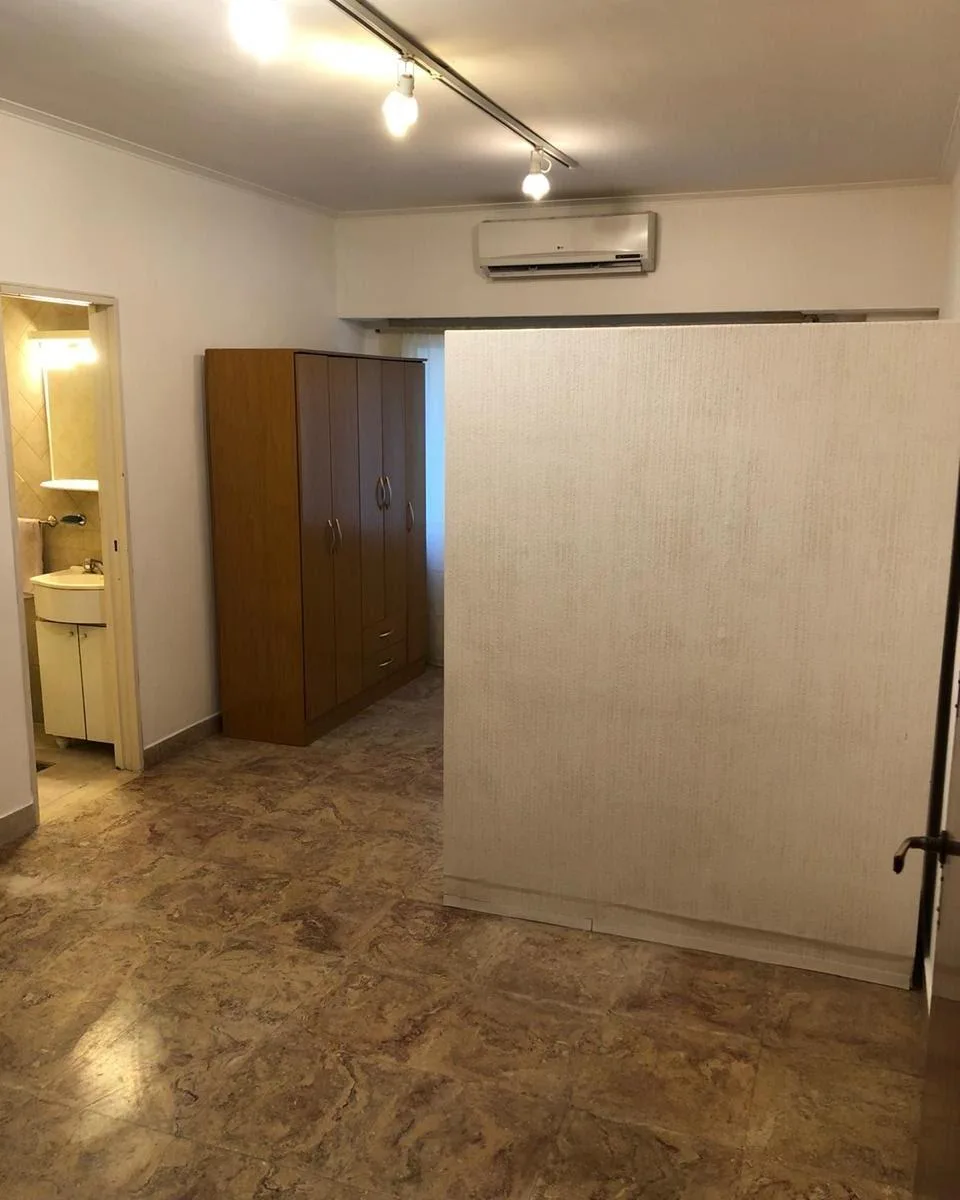 Studio with doorman, Recoleta
