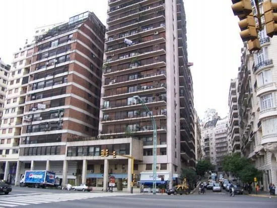 Departamento en Retiro con balcón