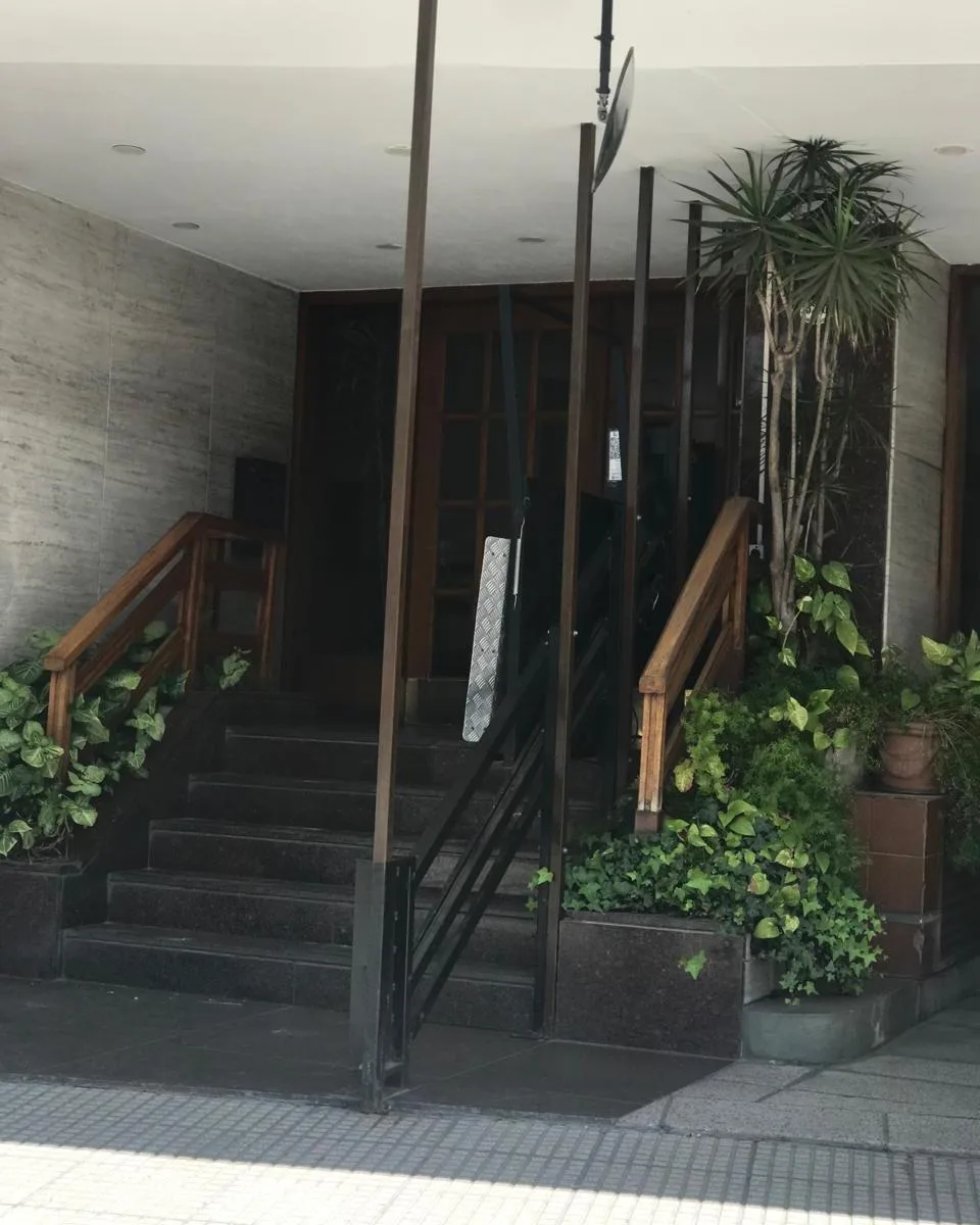 Hermoso 2 Ambientes en Piso 15° – Vista Abierta y Muy Luminoso