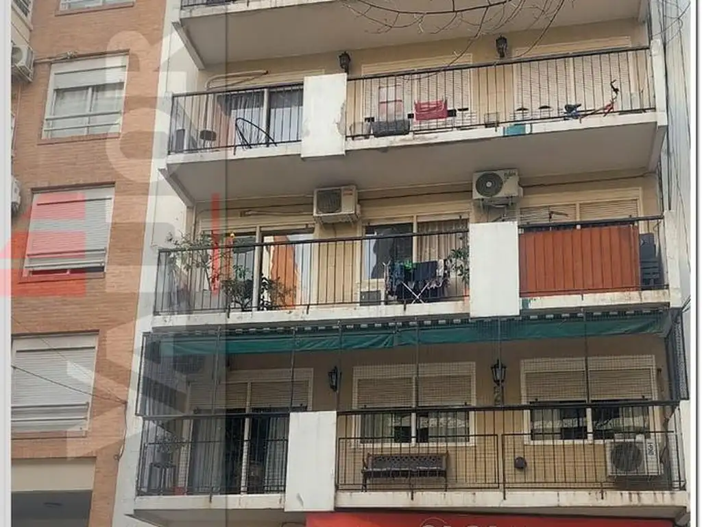 Divisible studio with balcony