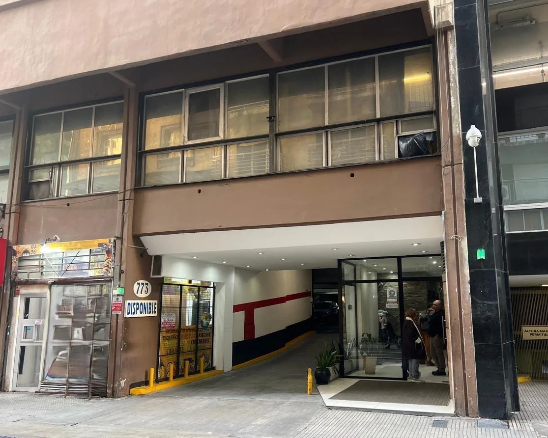 2-room apartment, Suipacha