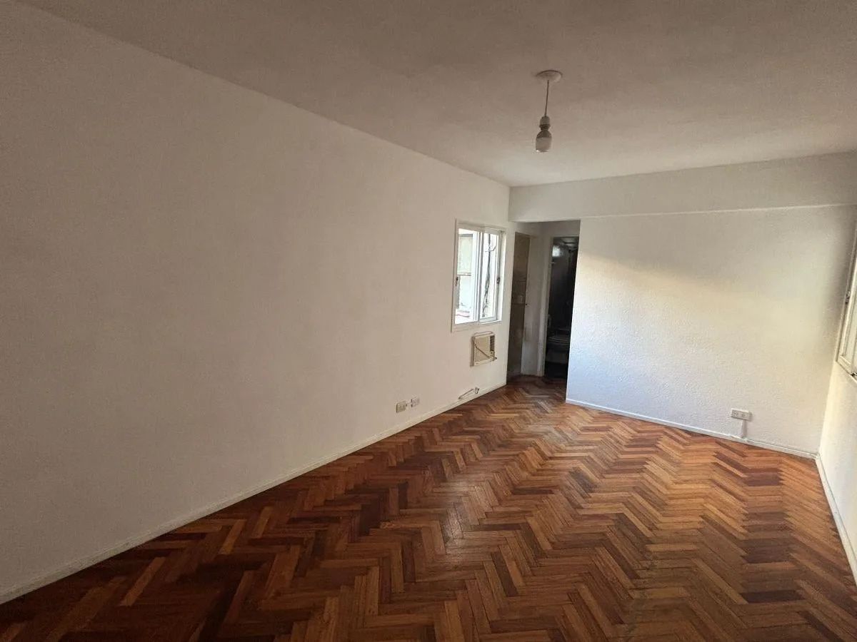 Studio lateral con ascensor